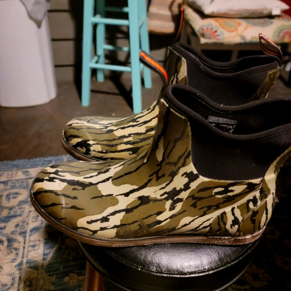 Huk slip on boots